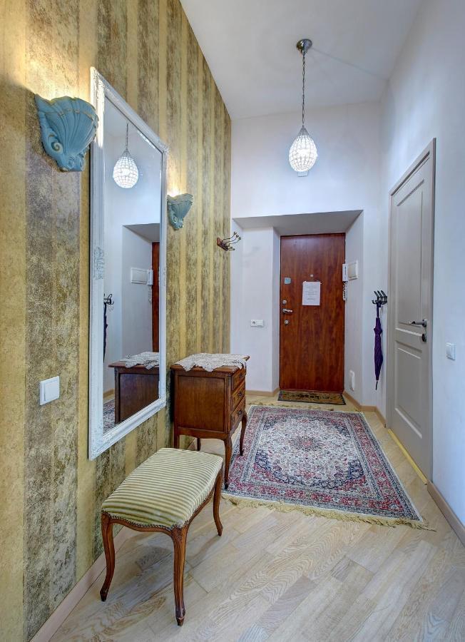 Romantic City Center Apartment In Old Town Vilna Exterior foto